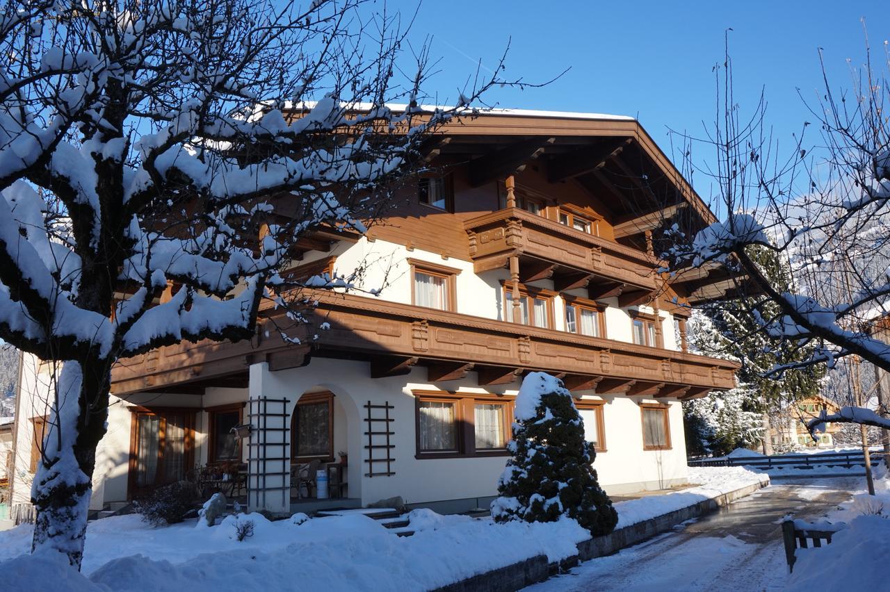Gaestehaus Klammerschneider Hotel Цел ам Цилер Екстериор снимка